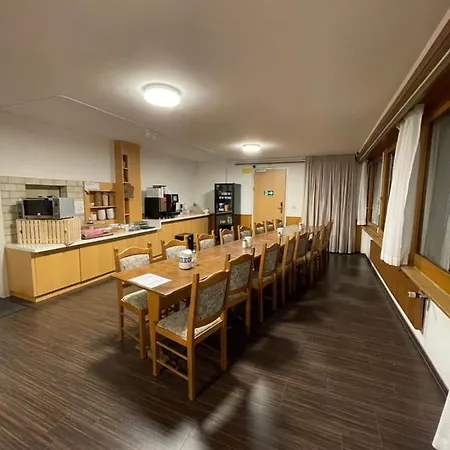 Visp Erblick H O T E L Bahnhof Lodge Ausserberg