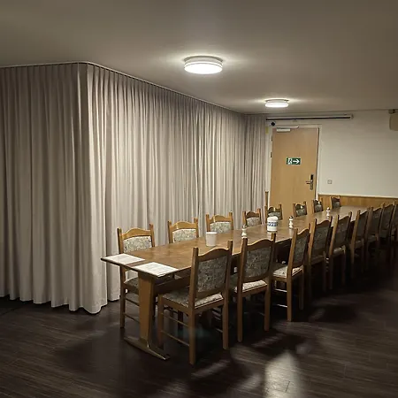 Lodge Visperblick 24-7 Parkplatz Und Fruehstueck Inkl Ausserberg