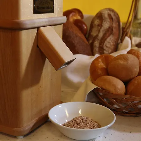 Lodge Visp Erblick H O T E L Bahnhof *